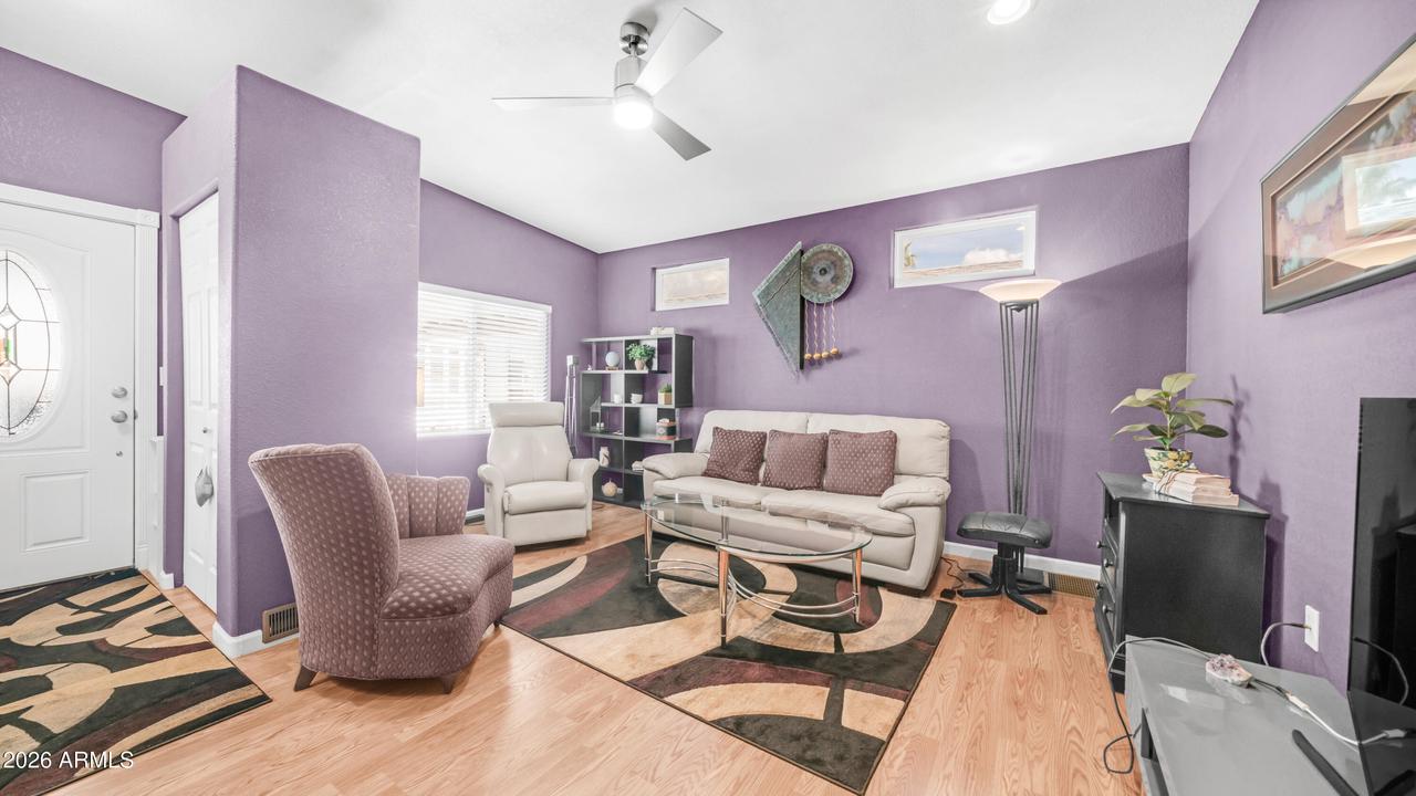 859 Aquamarine Dr., Apache Junction, AZ 85119