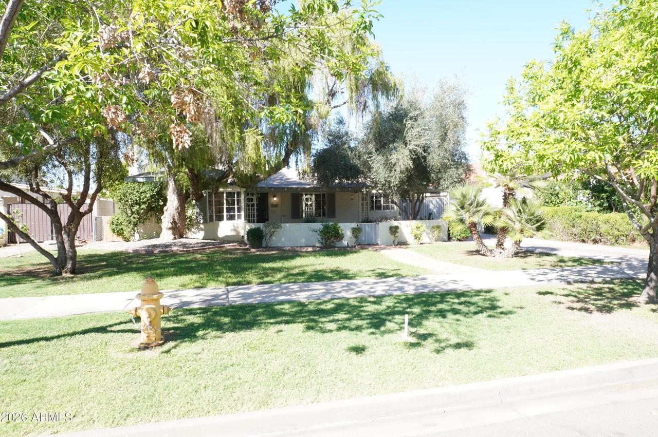 1526 W Wilshire Dr., Phoenix, AZ 85007