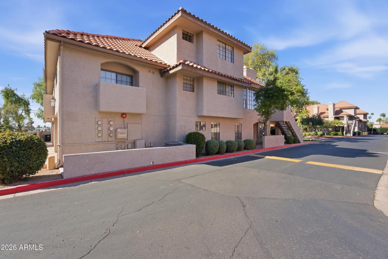 1211 N Miller Rd. #101, Scottsdale, AZ 85257