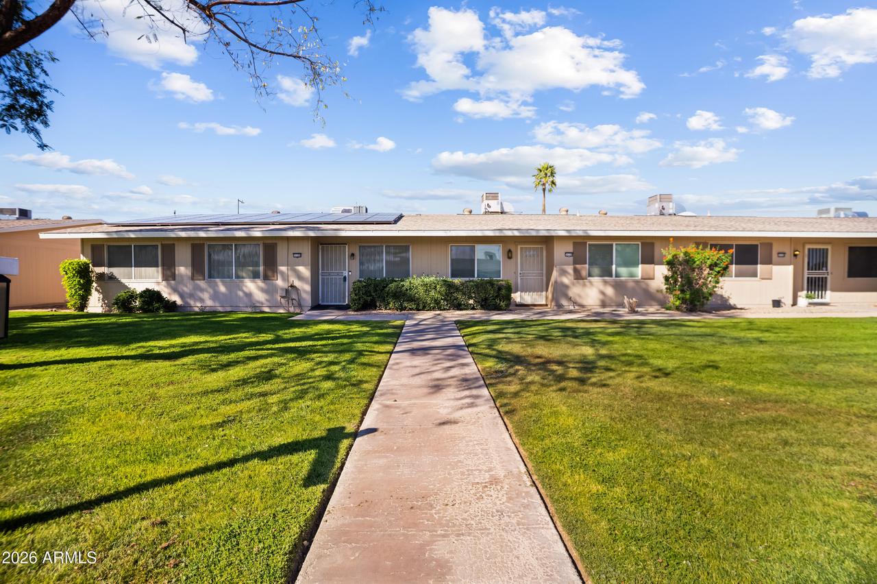 11120 W Desert Butte Dr., Sun City, AZ 85351