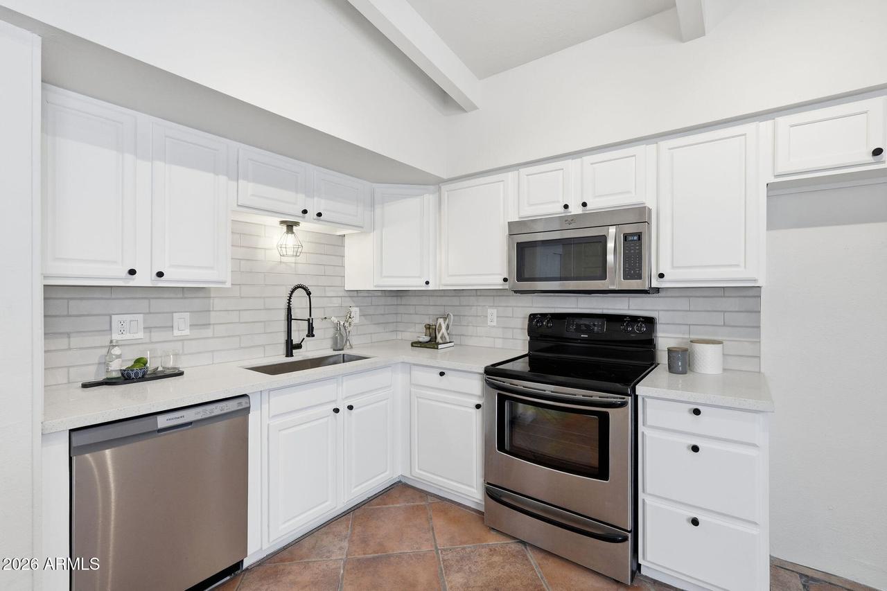 4736 N 14th St., Phoenix, AZ 85014