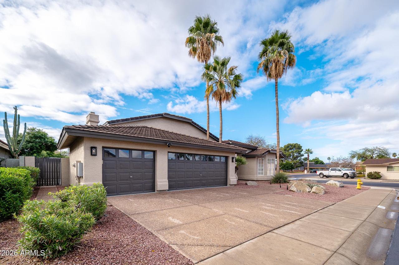 4601 E Everett Dr., Phoenix, AZ 85032