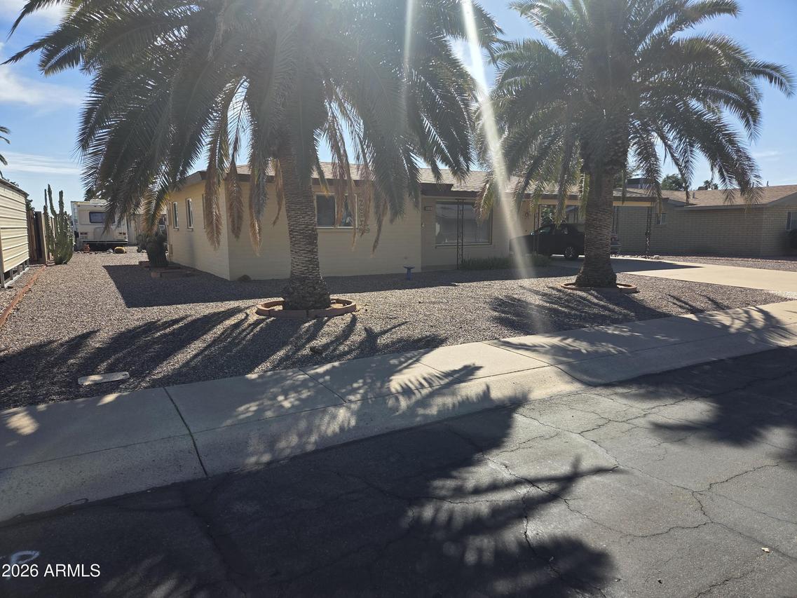 5851 E Dodge St., Mesa, AZ 85205