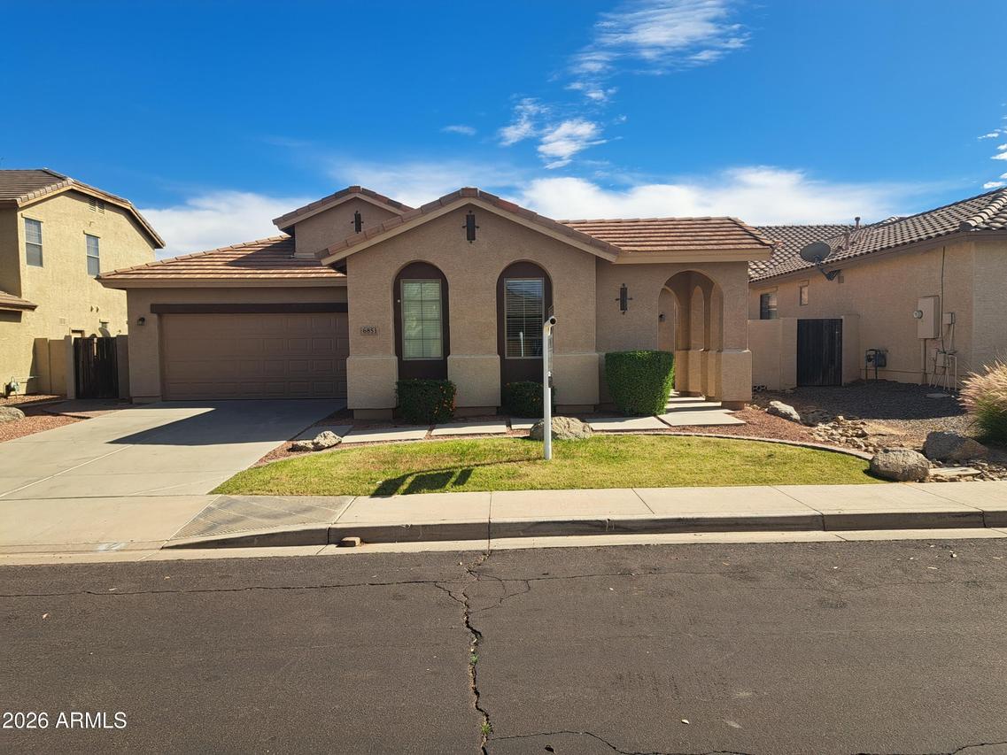6851 S Birdie Way, Gilbert, AZ 85298