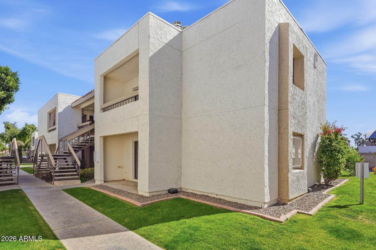 3002 N 70th St. #225, Scottsdale, AZ 85251