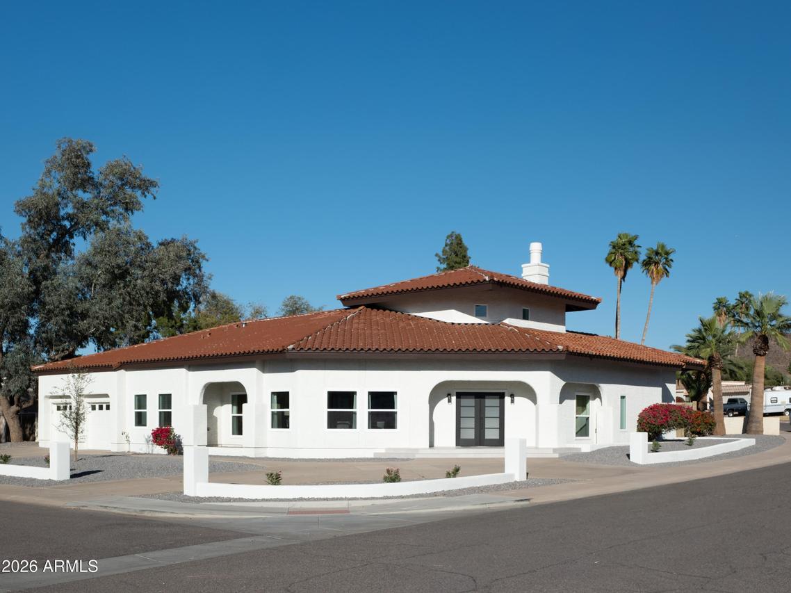 15215 N 7th Pl., Phoenix, AZ 85022