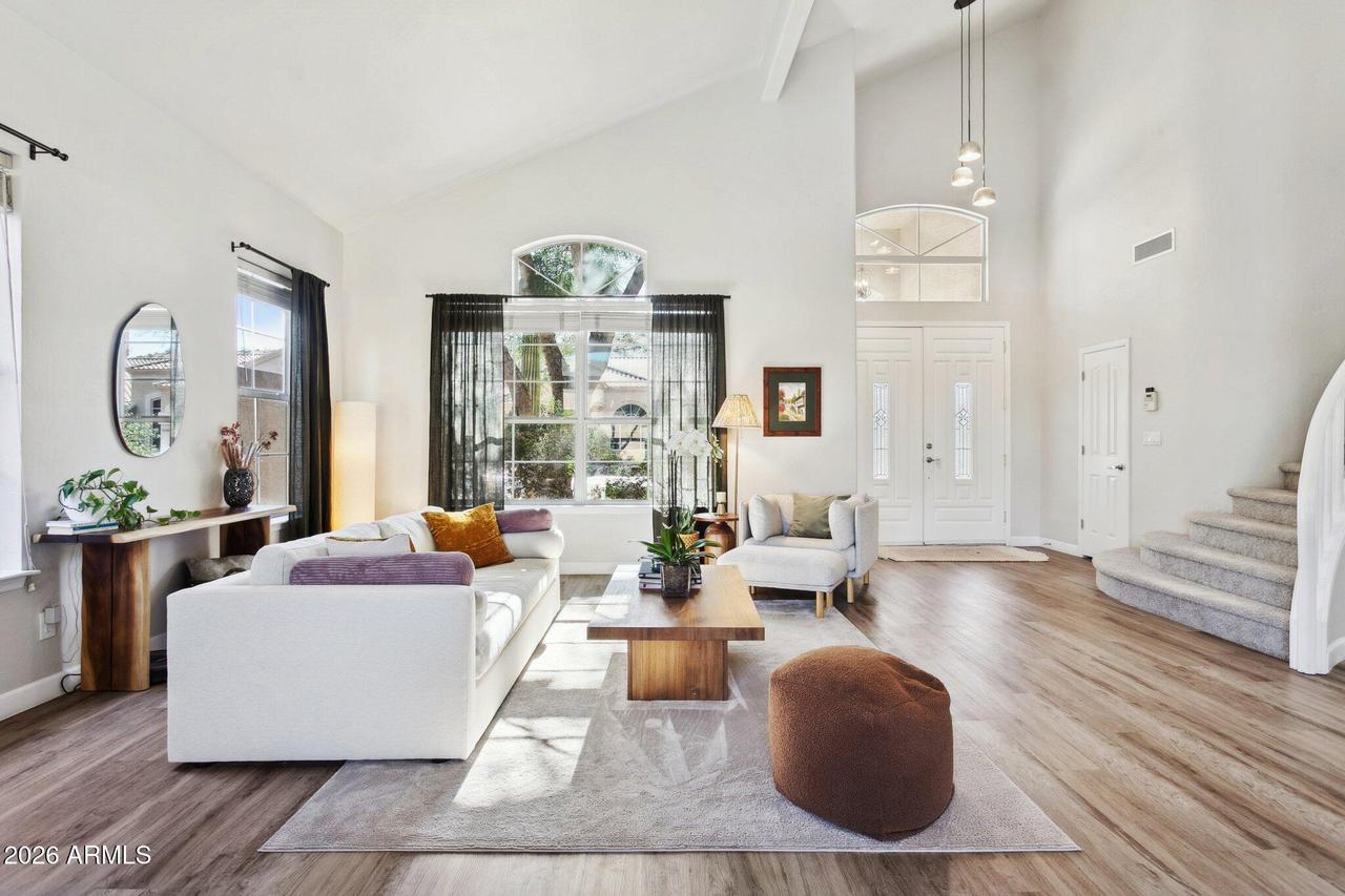 16032 S 1st St., Phoenix, AZ 85048