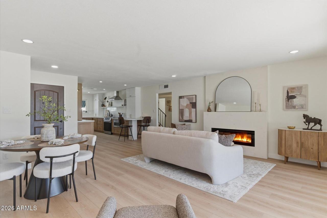 7637 E Thornwood Dr., Scottsdale, AZ 85251