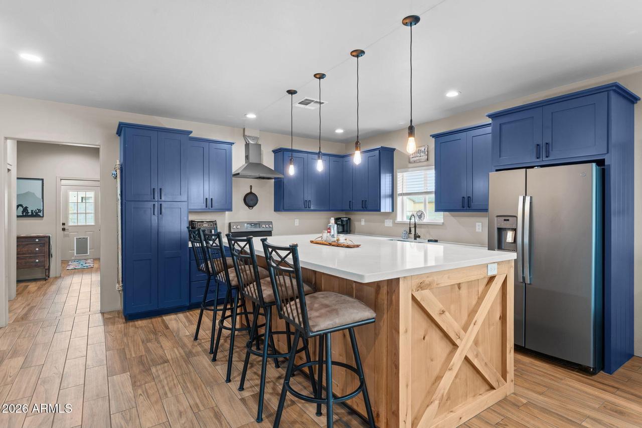 470 Guskin Rd., Morristown, AZ 85342