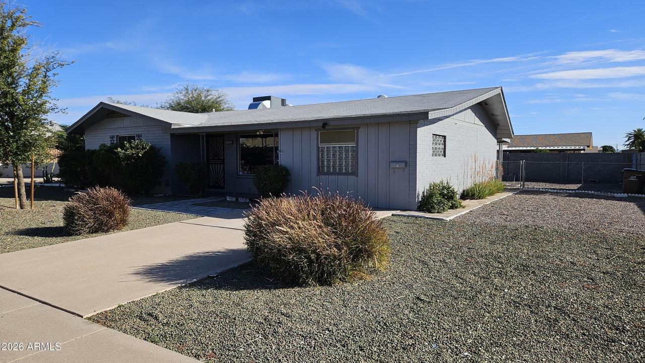 5903 E Duncan St., Mesa, AZ 85205