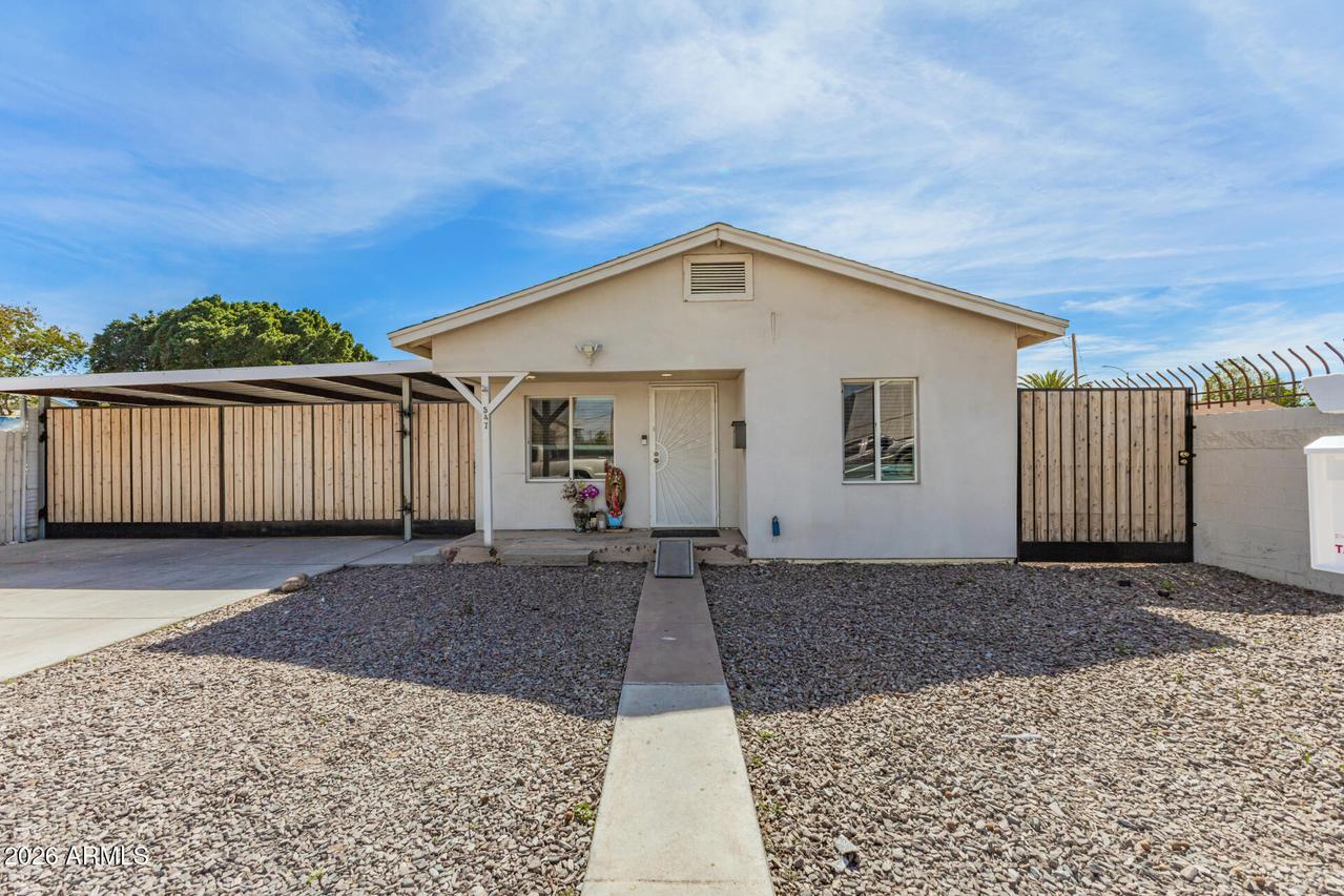 547 W Mahoney Ave., Mesa, AZ 85210