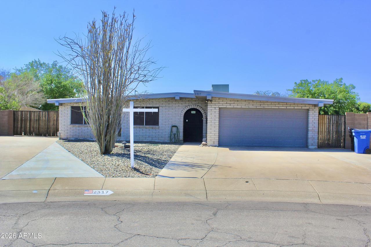 2317 W Aster Dr., Phoenix, AZ 85029