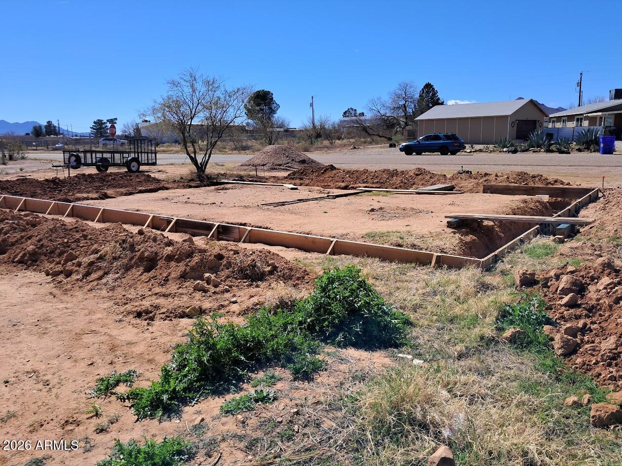 91 E Via Nova #10621081, Huachuca City, AZ 85616