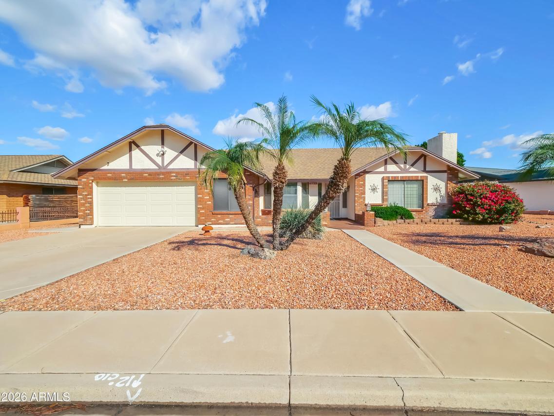 2558 E Inglewood St., Mesa, AZ 85213