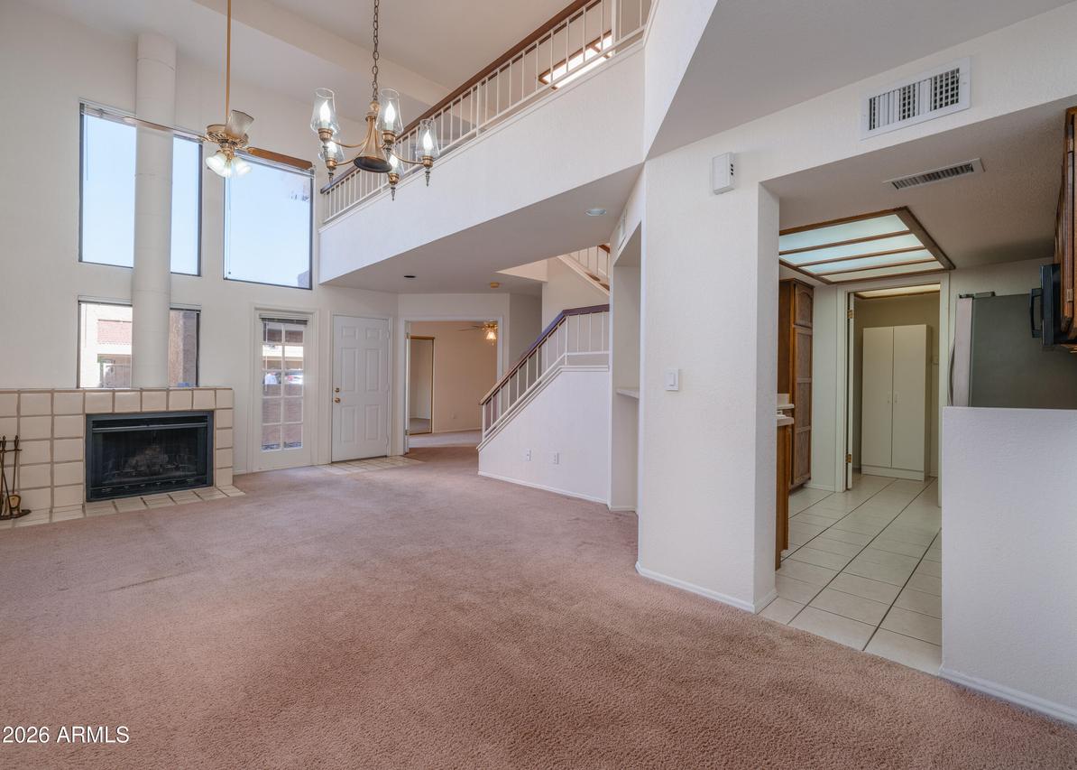 41 E Betty Elyse Ln., Phoenix, AZ 85022