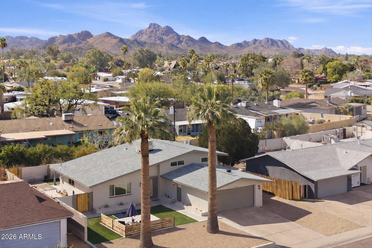 3929 E Mercer Ln., Phoenix, AZ 85028