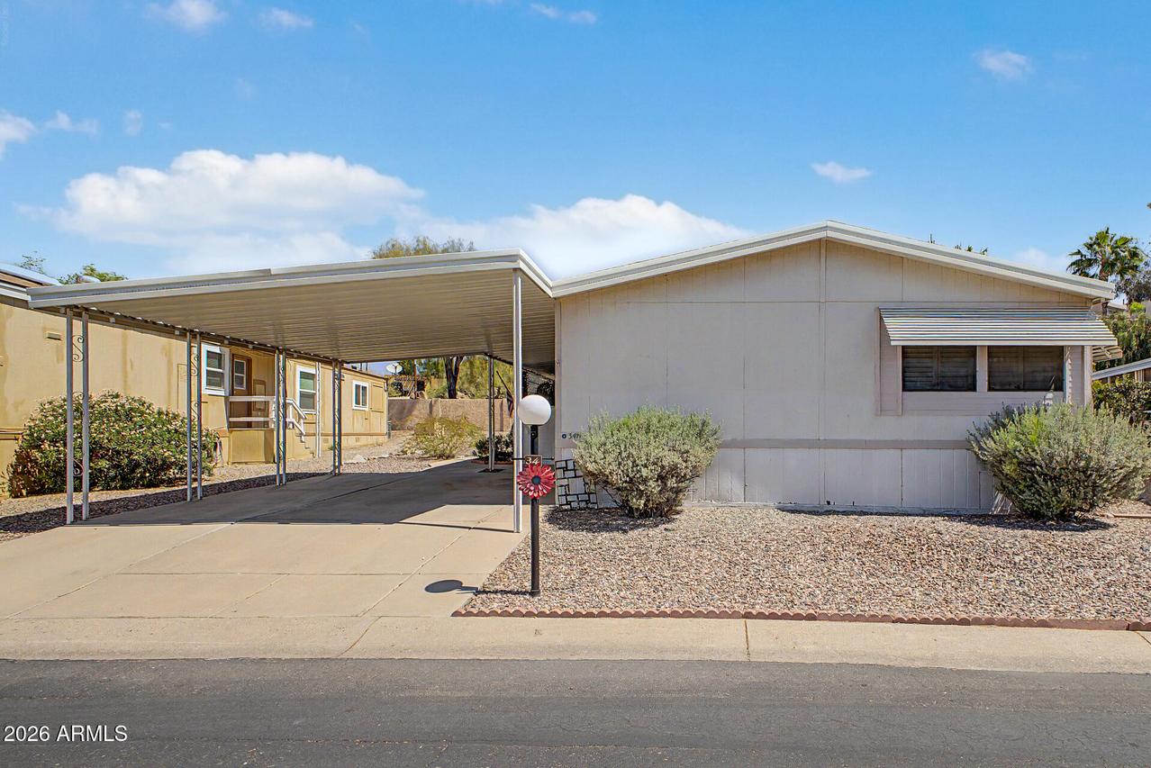 2233 E Behrend Dr. #34, Phoenix, AZ 85024