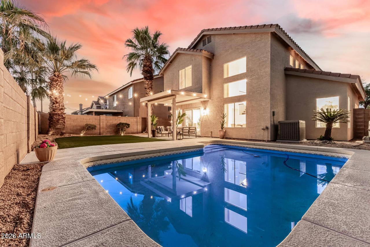 2905 E Glenhaven Dr., Phoenix, AZ 85048