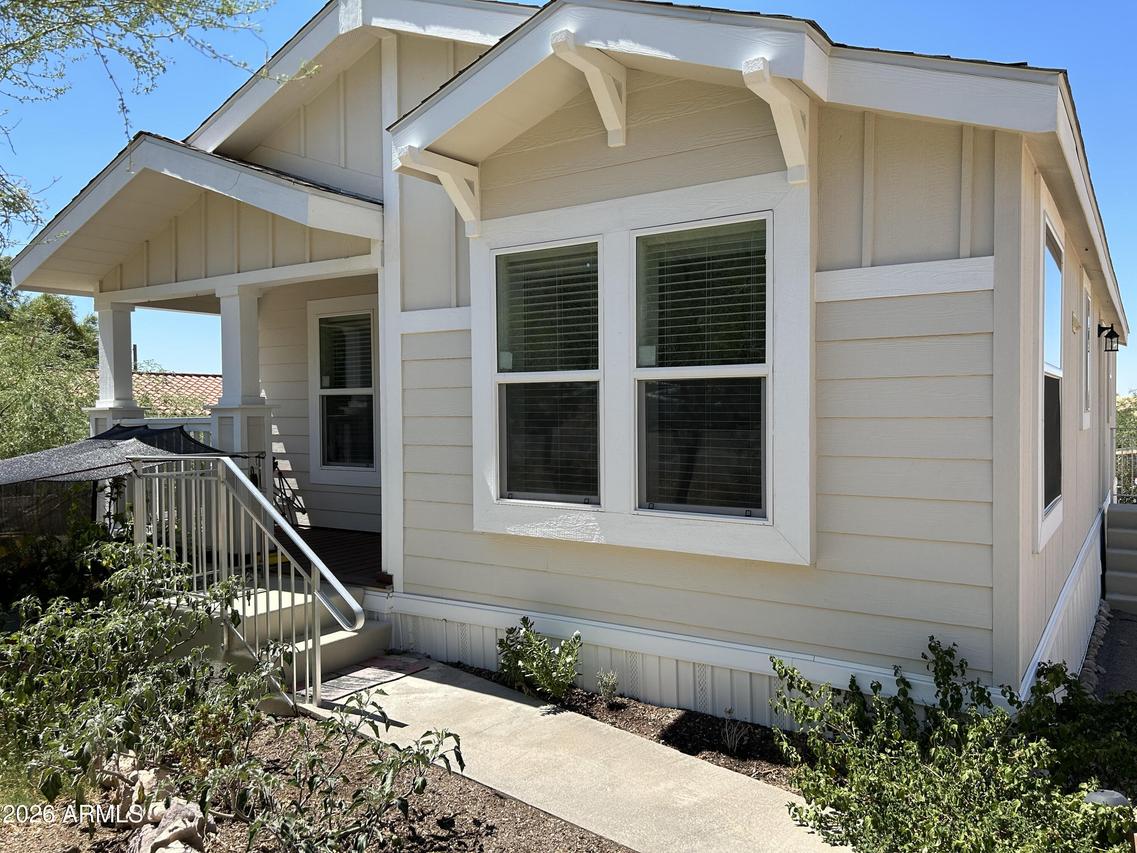 397 N Lobb Ave., Superior, AZ 85173