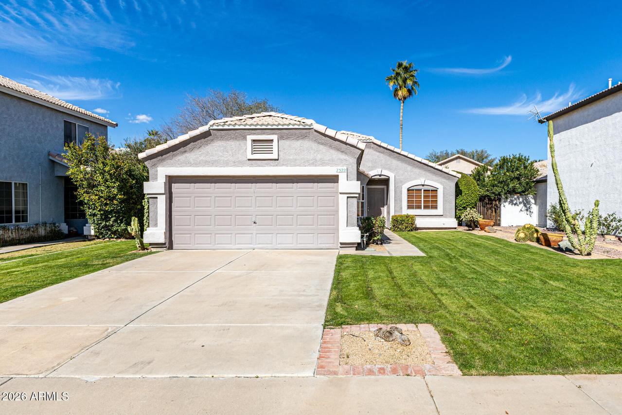 7522 E Lobo Ave., Mesa, AZ 85209