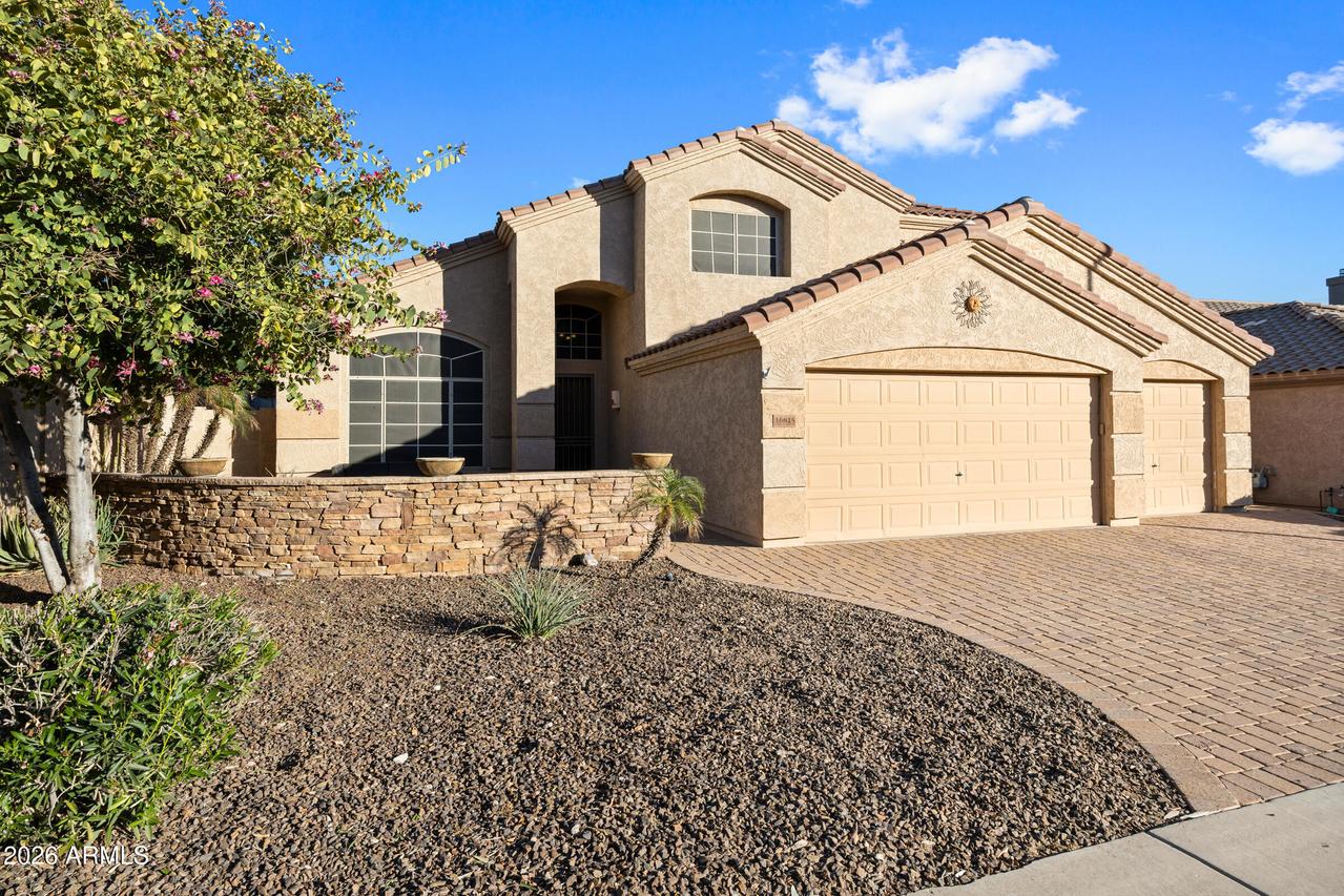 16815 S 1st Ave., Phoenix, AZ 85045