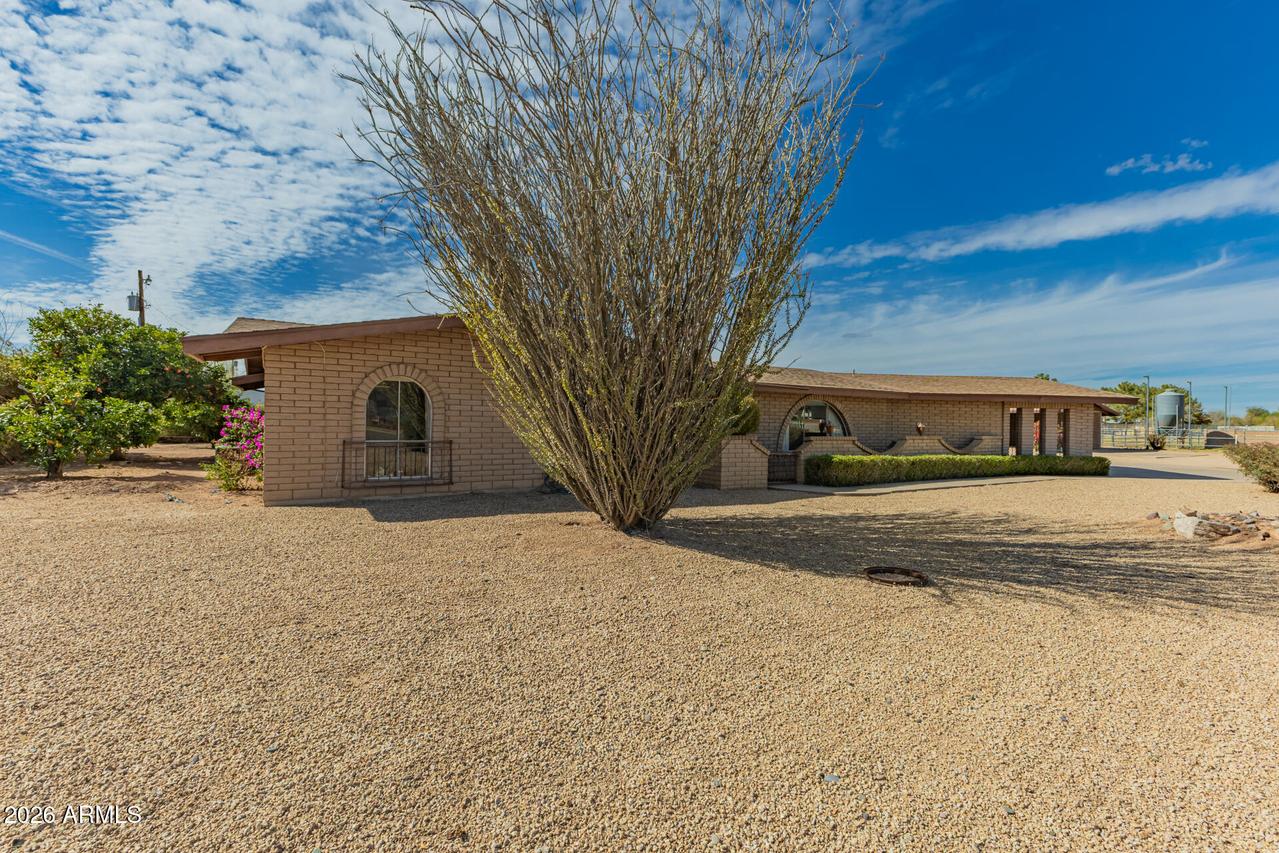 2458 N Terrace Cir., Mesa, AZ 85203