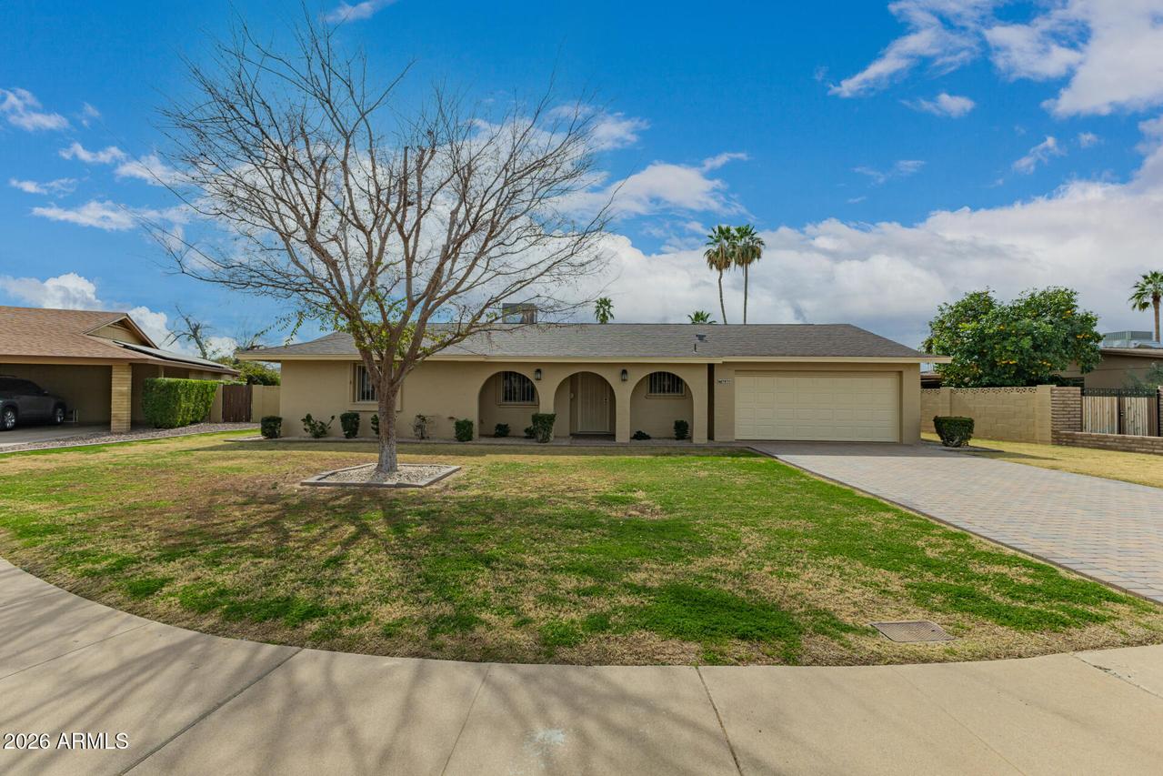 3835 E Altadena Ave., Phoenix, AZ 85028