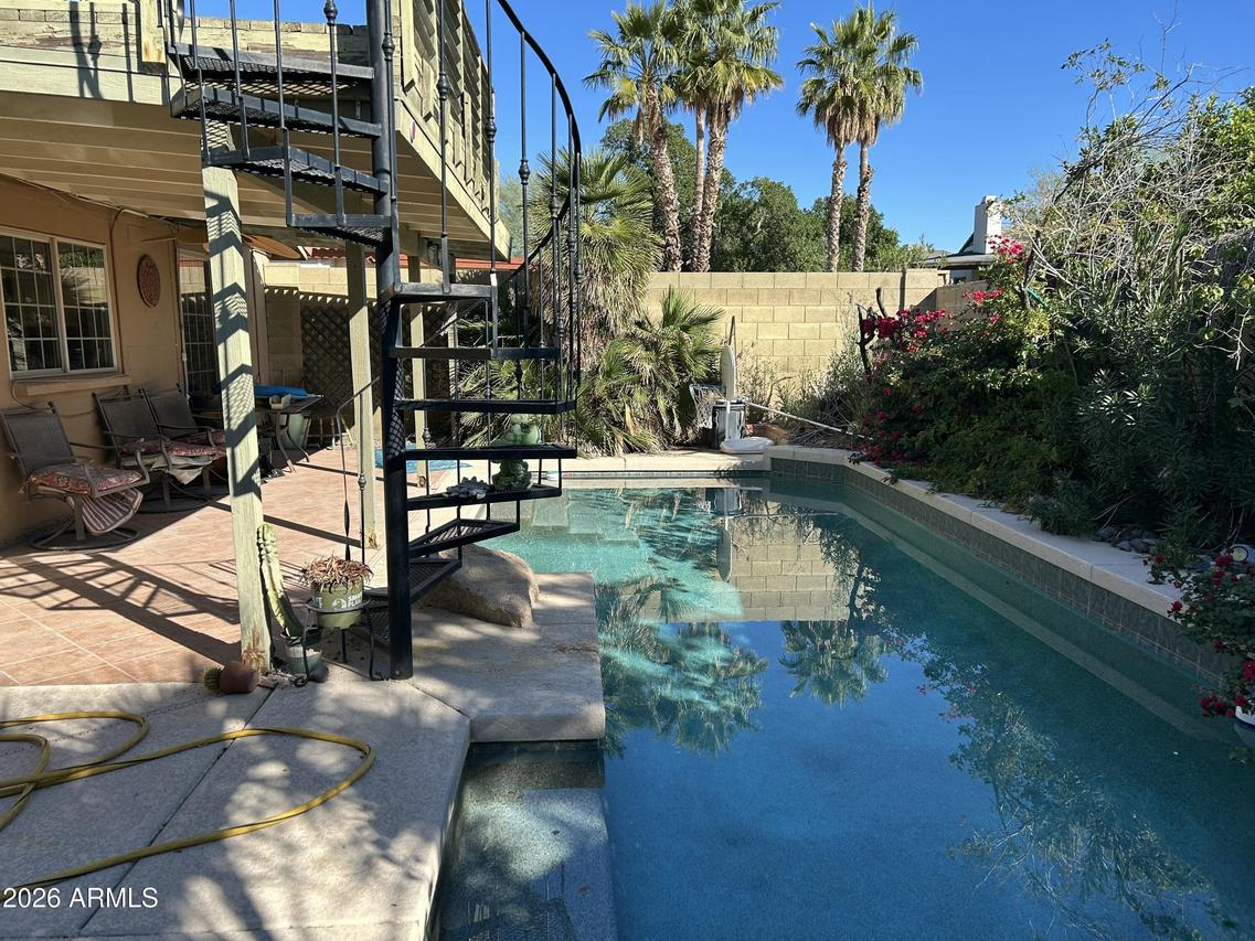 9649 S 44th St., Phoenix, AZ 85044