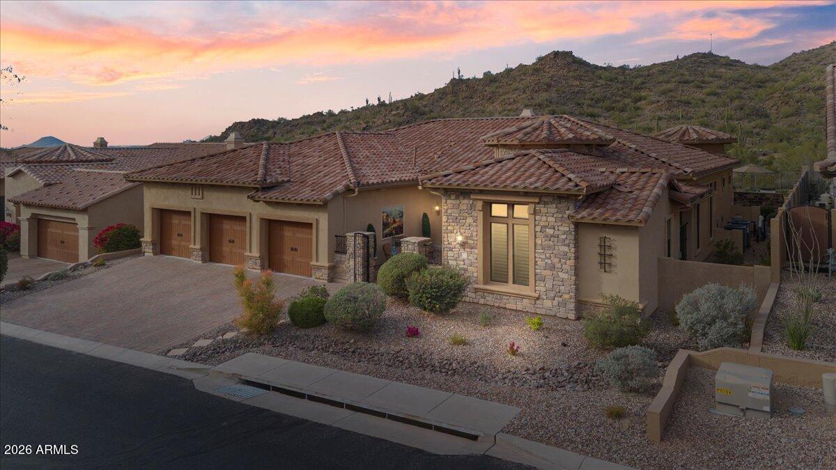 8122 E Vista Canyon St., Mesa, AZ 85207