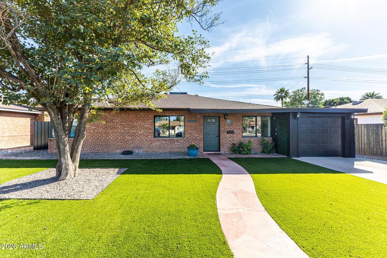 2539 E Campbell Ave., Phoenix, AZ 85016