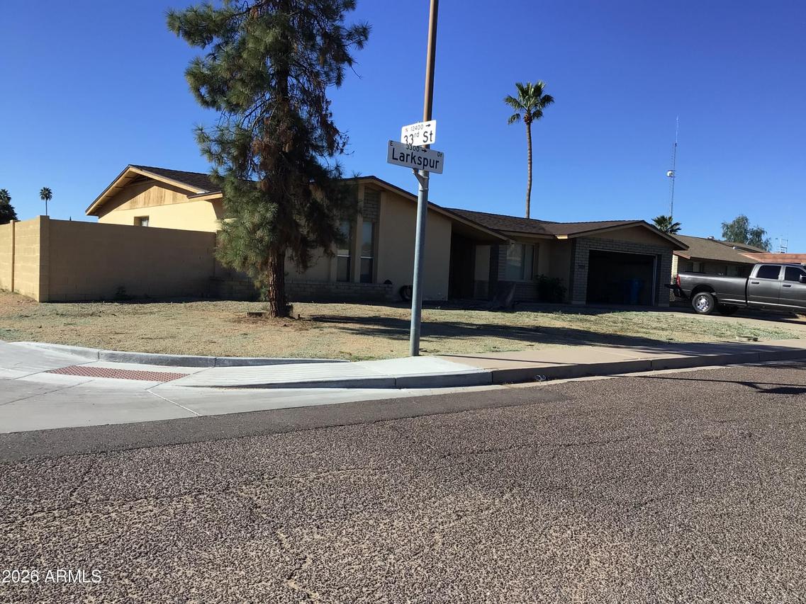 3235 E Larkspur Dr., Phoenix, AZ 85032