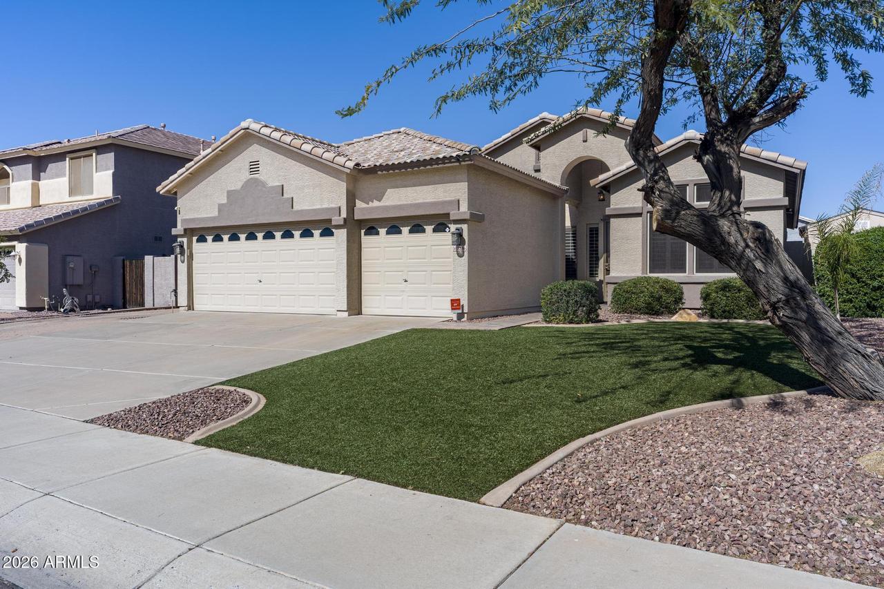 7536 W Alexandria Way, Peoria, AZ 85381