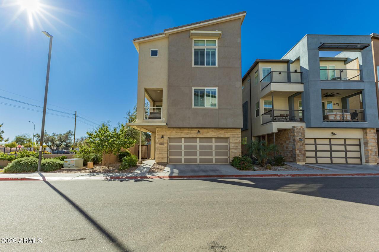 7045 W Carter Dr., Chandler, AZ 85226