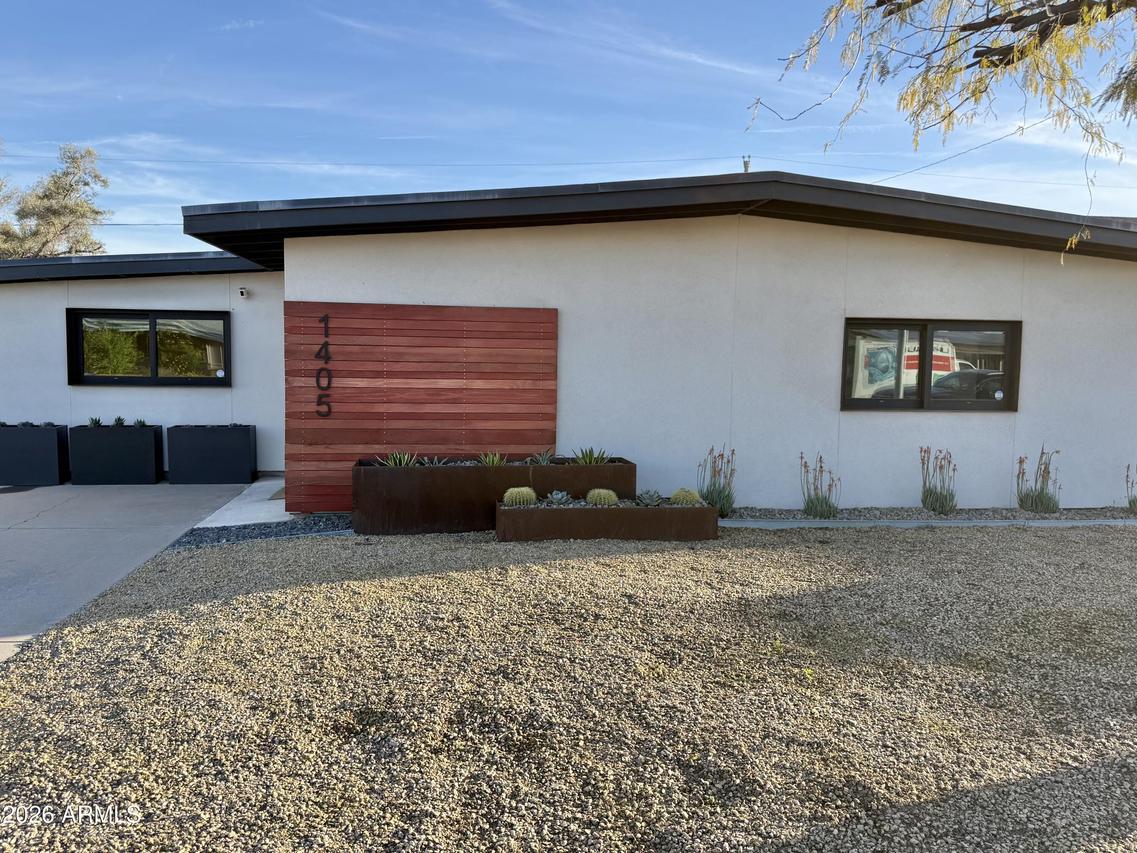 1405 E Campus Drive, Tempe, AZ 85282