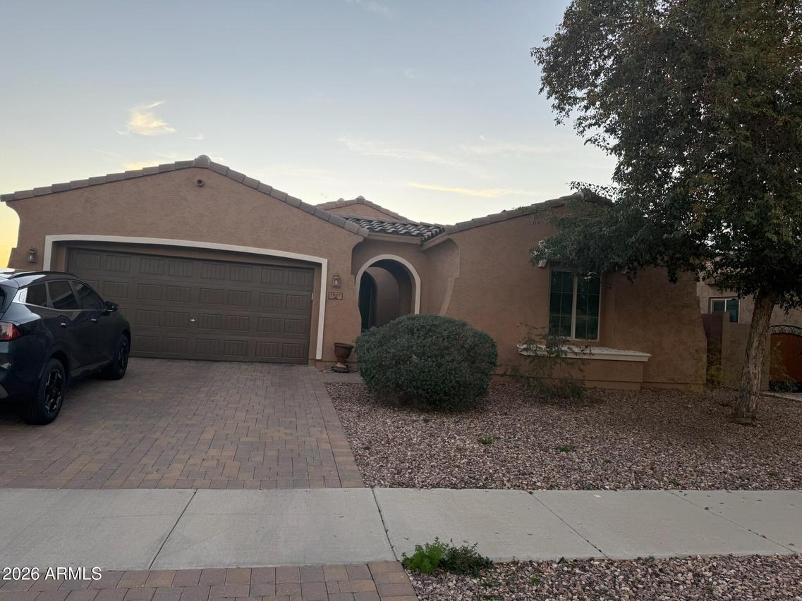 1927 N 142nd Ave., Goodyear, AZ 85395