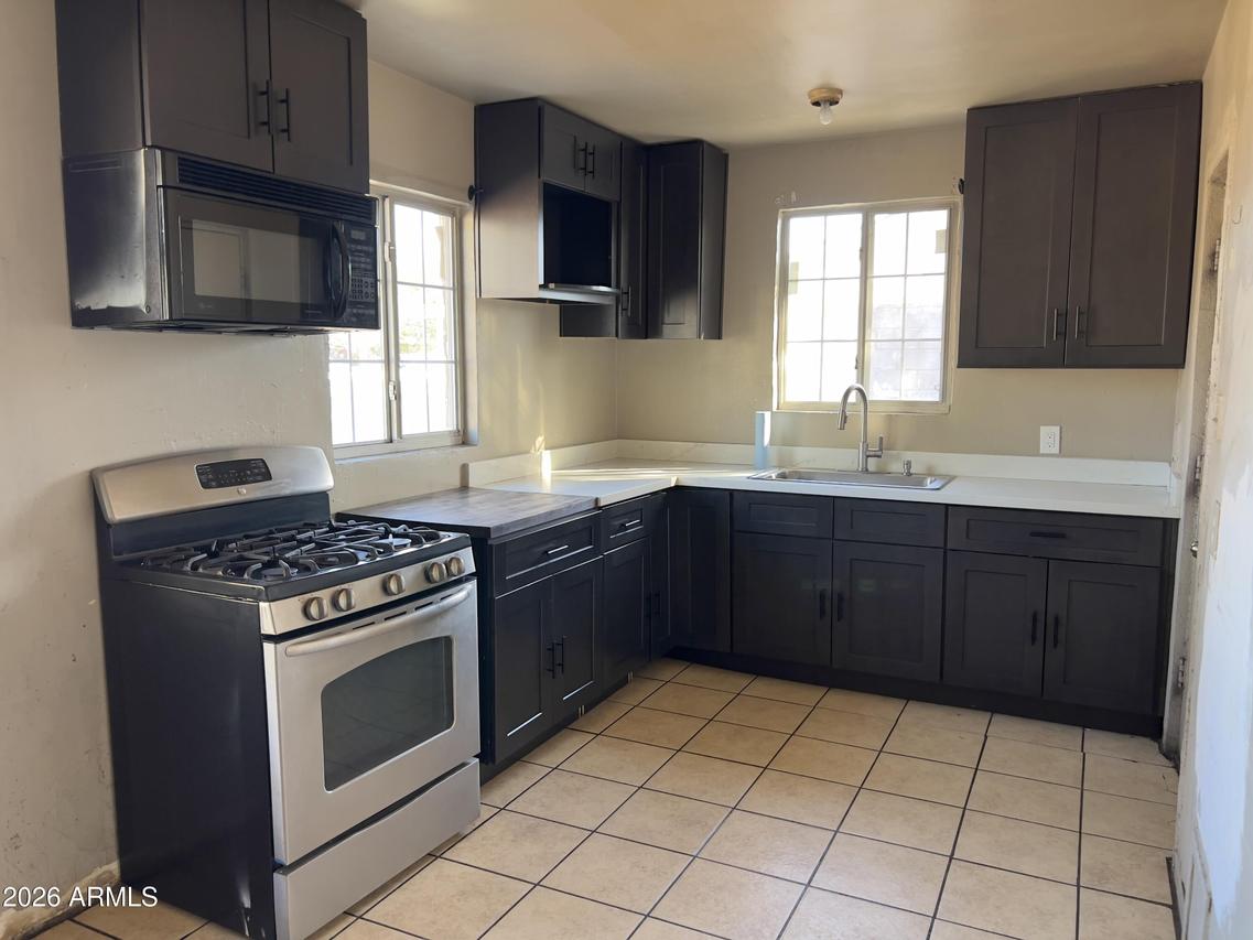 434 N 17th Dr., Phoenix, AZ 85007