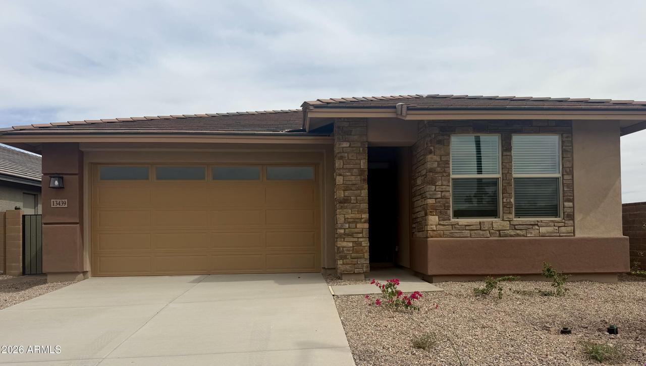 13439 W Eagle Feather Rd., Peoria, AZ 85383