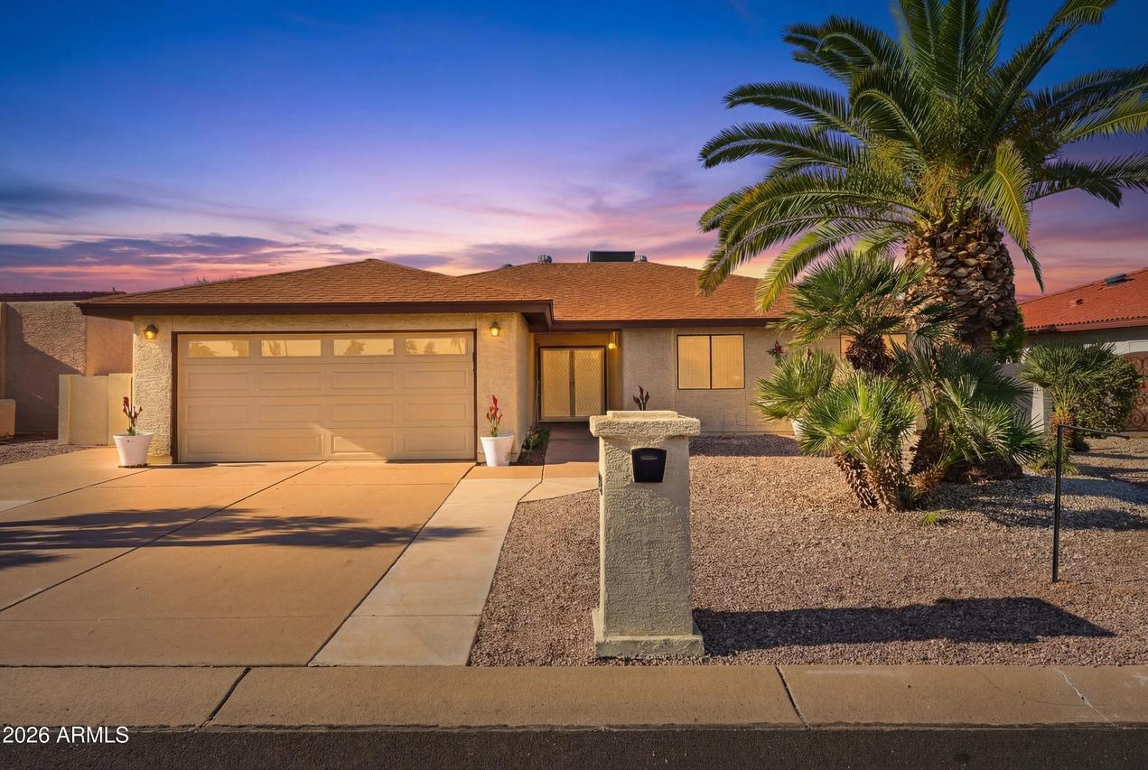 25668 S Howard Dr., Sun Lakes, AZ 85248