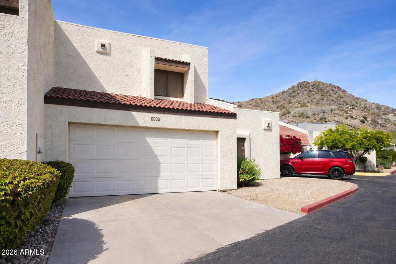 9814 N 5th St., Phoenix, AZ 85020