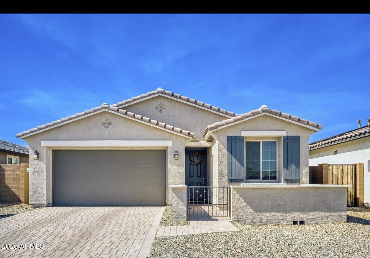 6308 N 68th Dr., Glendale, AZ 85301
