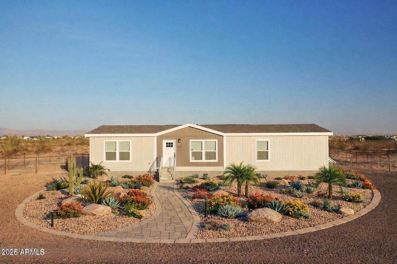 2151 S 357th Dr., Tonopah, AZ 85354