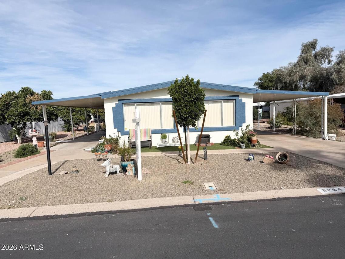 8264 E Dutchman Dr., Mesa, AZ 85208