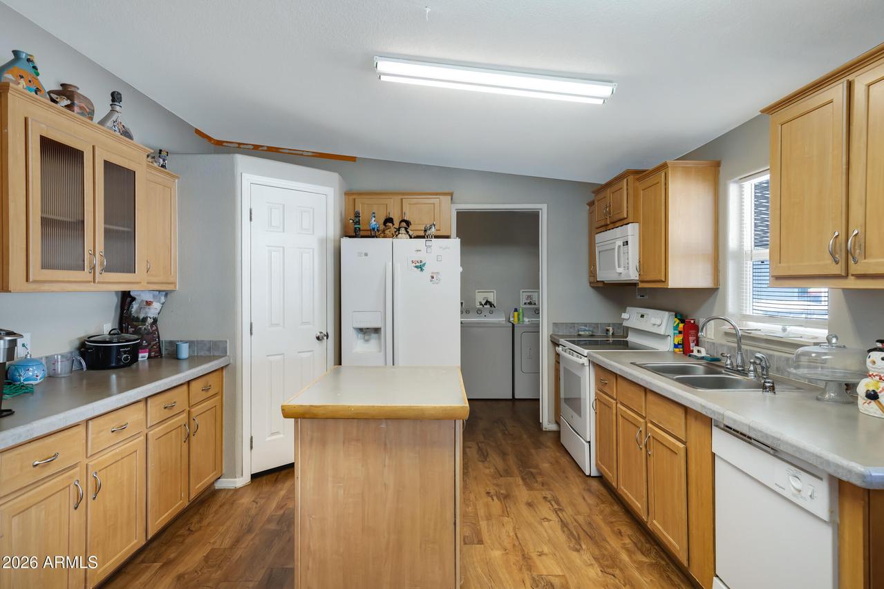 2200 N Delaware Dr. #OFC, Apache Junction, AZ 85120