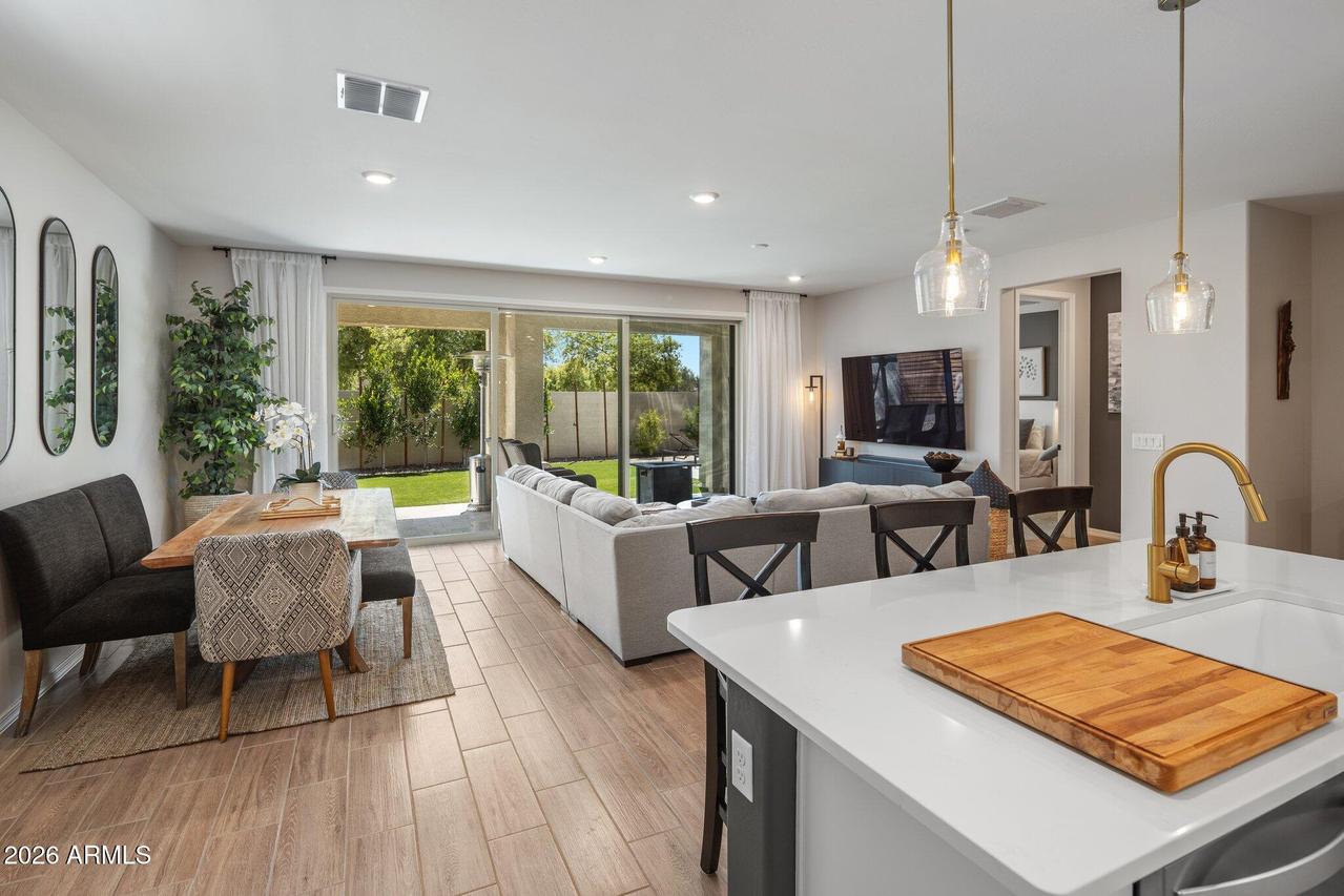 621 E Buckingham Ave., Gilbert, AZ 85297