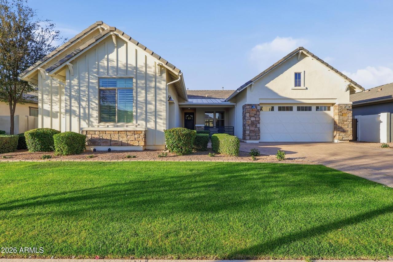 3716 E Appaloosa Rd., Gilbert, AZ 85296