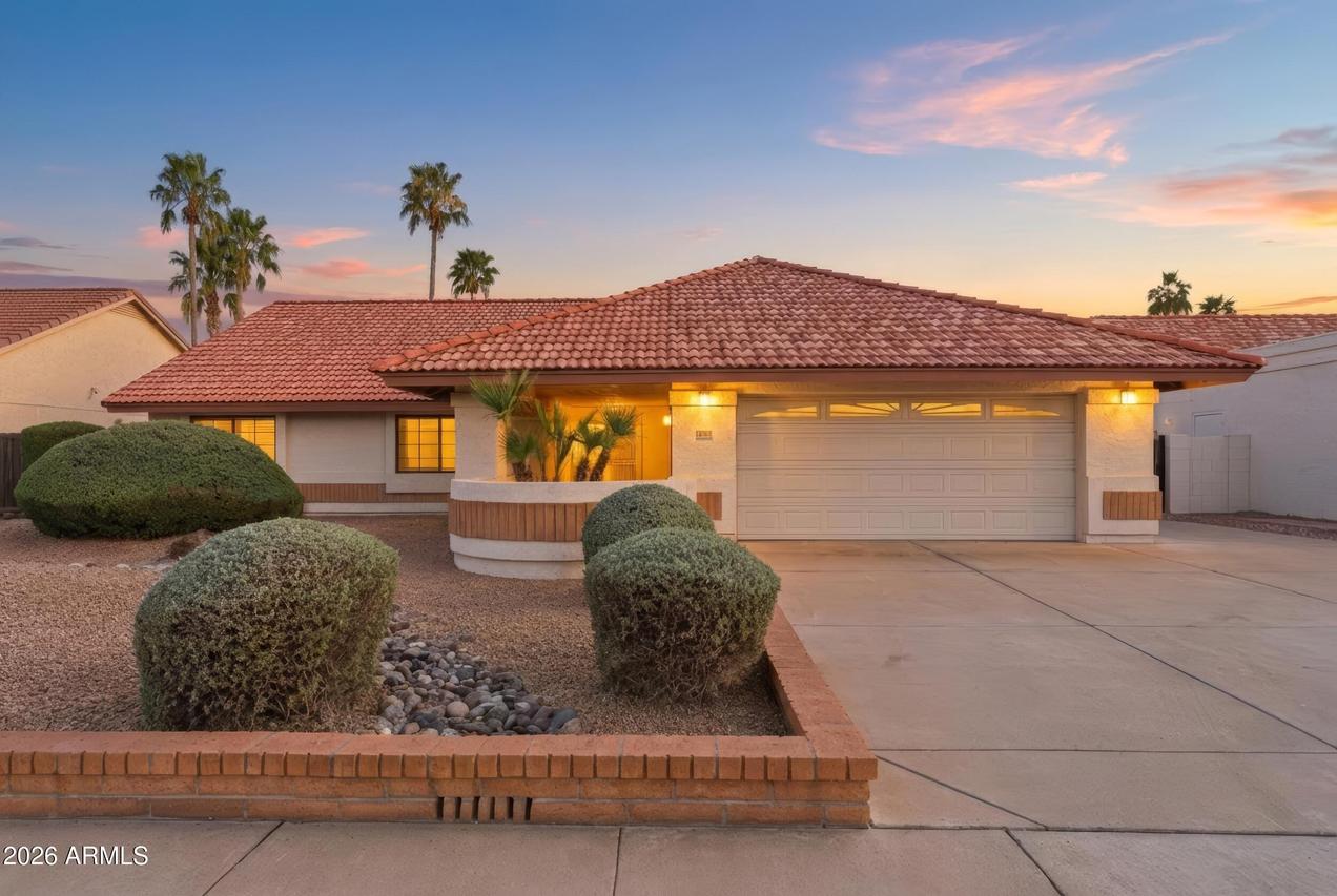 6713 W Kerry Ln., Glendale, AZ 85308