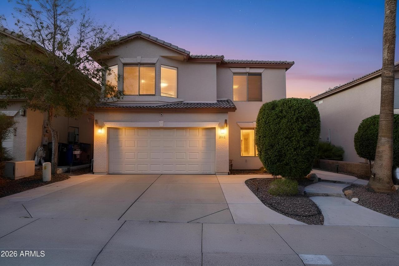 2018 E Wahalla Ln., Phoenix, AZ 85024