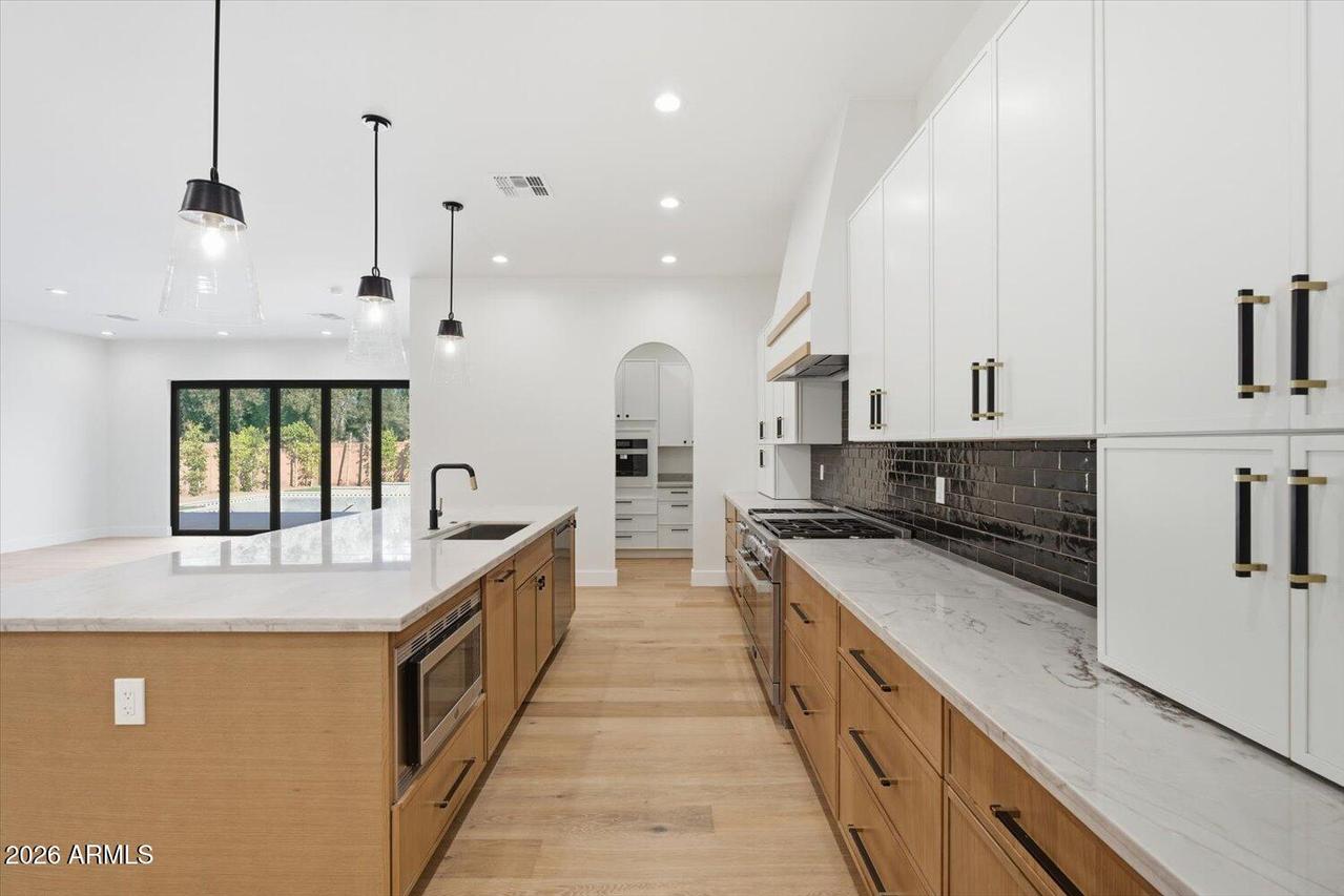 4348 E Mitchell Dr., Phoenix, AZ 85018