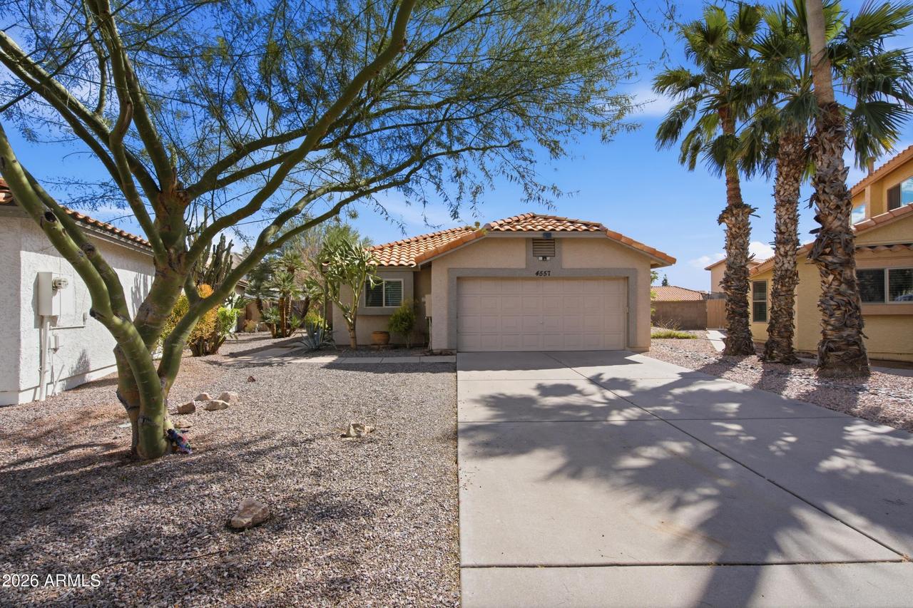 4557 E Grove Ave., Mesa, AZ 85206