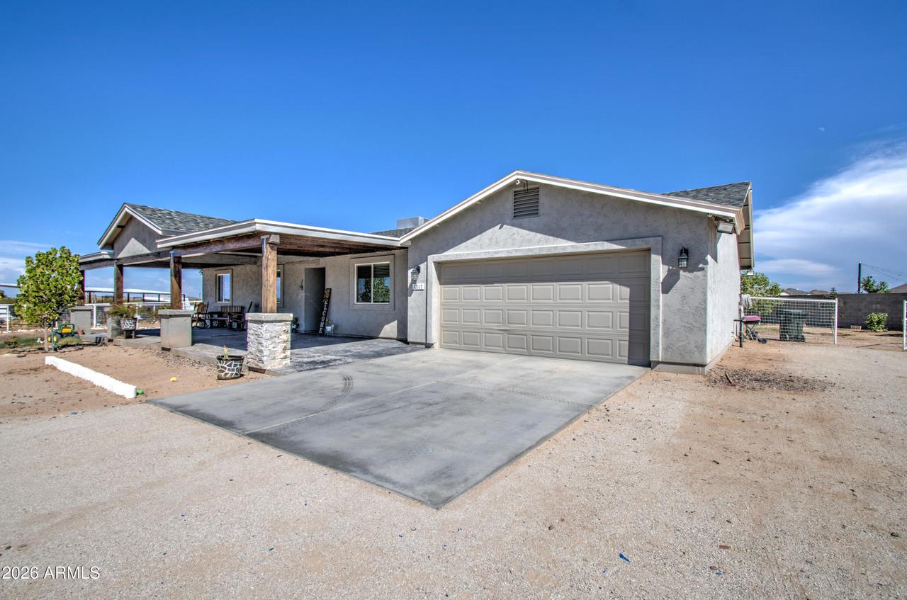 12117 S 204th Ln., Buckeye, AZ 85326